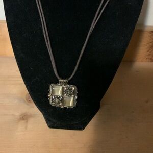Pretty necklace, 20”,